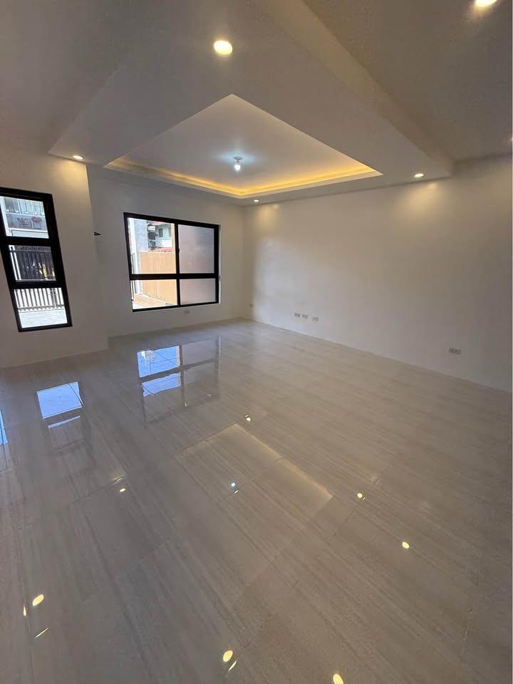Pilar Village Duplex thumbnail 3