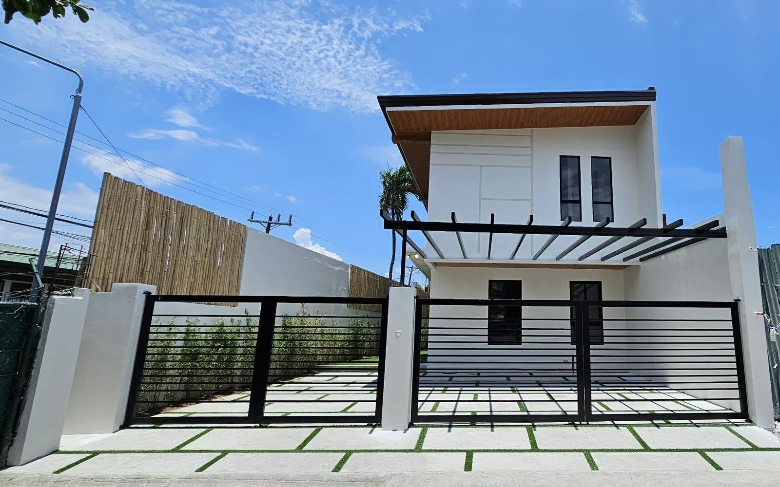BF 4S Brand-New Single-Detached House thumbnail 2
