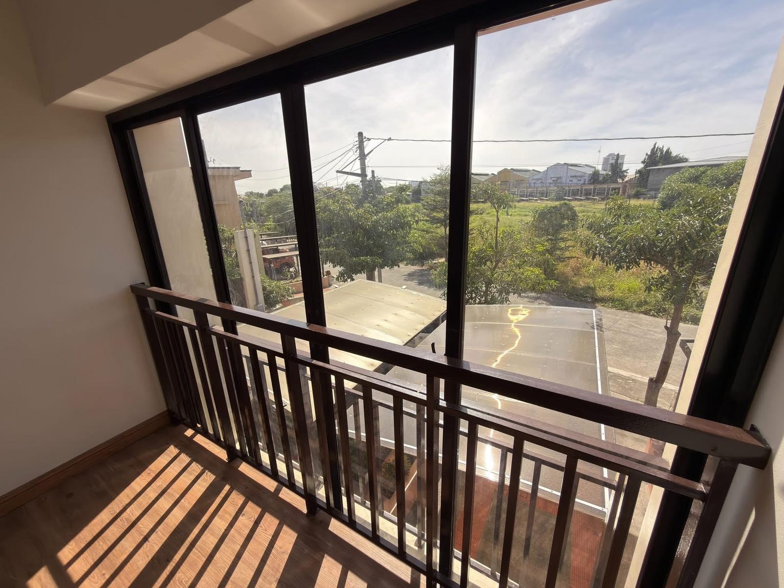 Victoria Park Residences Executive Townhouse – Inner Unit thumbnail 9