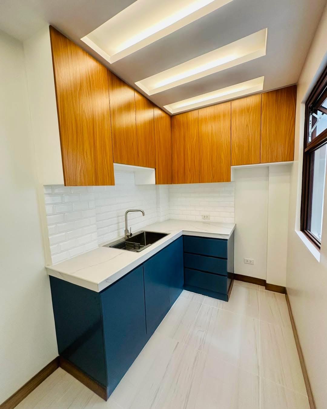 Almanza 1 – Brand-New 3-Storey Townhouse thumbnail 6
